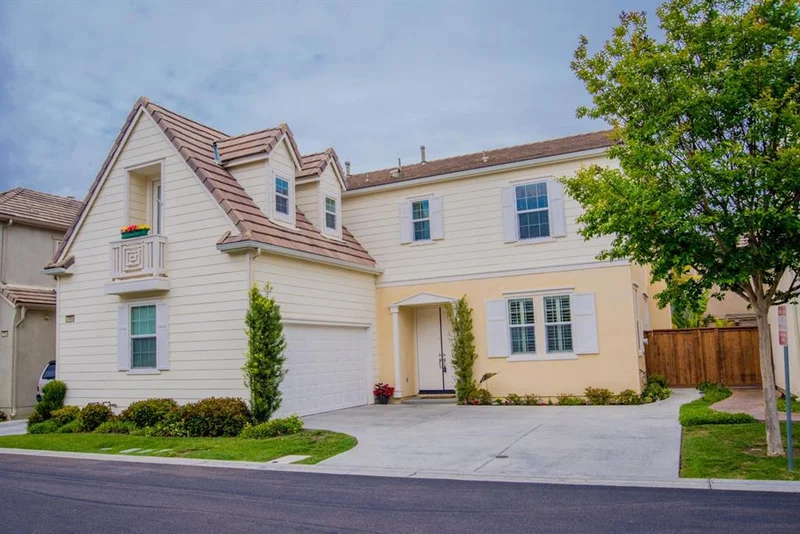 10466 Yellow Rose, San Diego, CA 92127