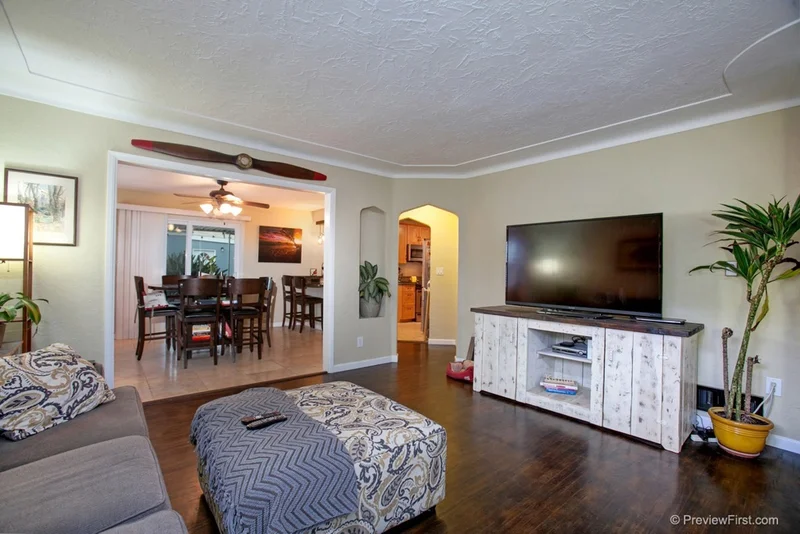 4159 Whittier St, San Diego, CA 92107
