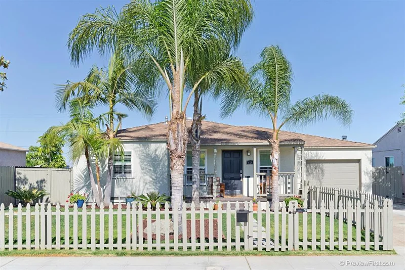 4241 Overlook, San Diego, CA 92115