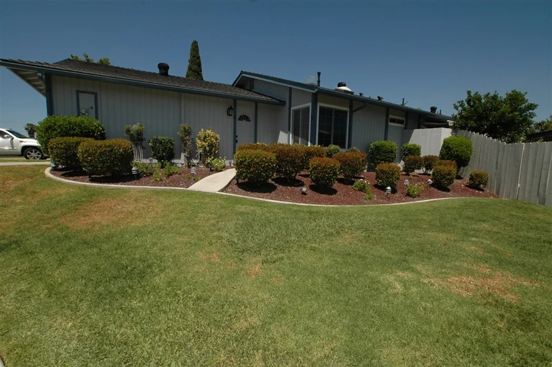 4555 71st #2, La Mesa, CA 91942