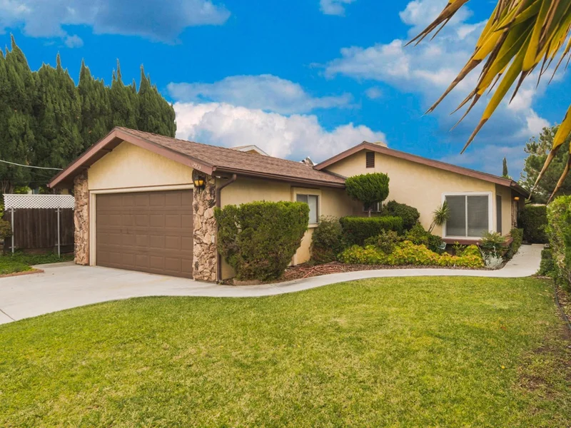 2525 Indianapolis Avenue, San Diego, CA 92105