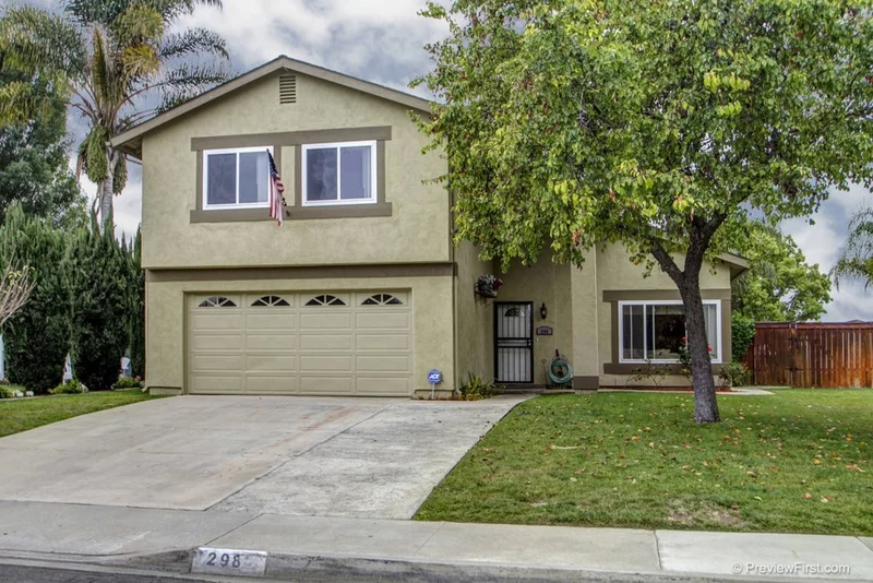 298 Holiday Way, Oceanside, CA 92057
