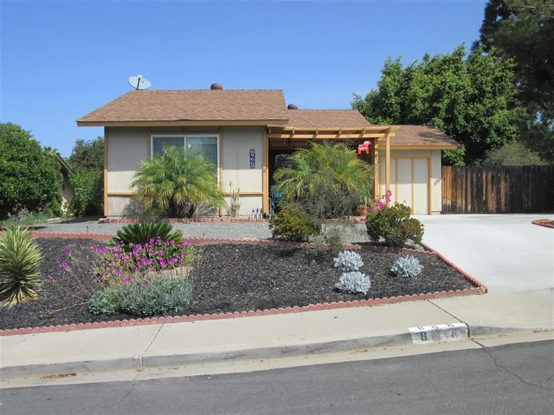 866 Redberry Ct, San Marcos, CA 92069
