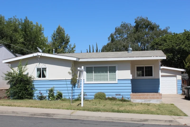 6189 Stanley, La Mesa, CA 91942
