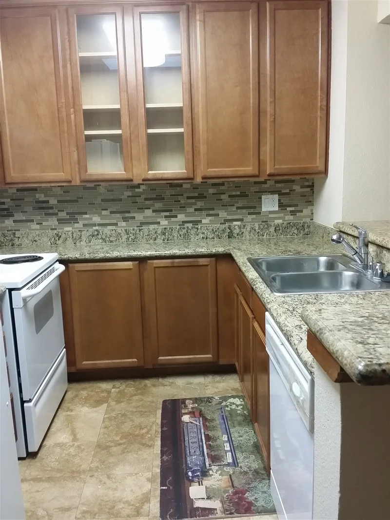 7707 Margerum Ave ##213, San Diego, CA 92120