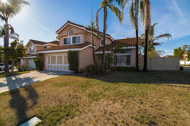 1896 Ithaca, Vista, CA 92081