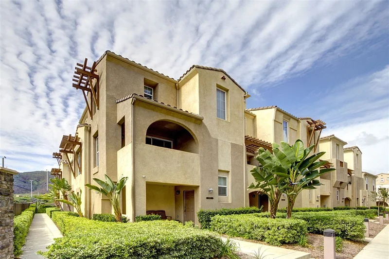 854 Almond, San Marcos, CA 92078