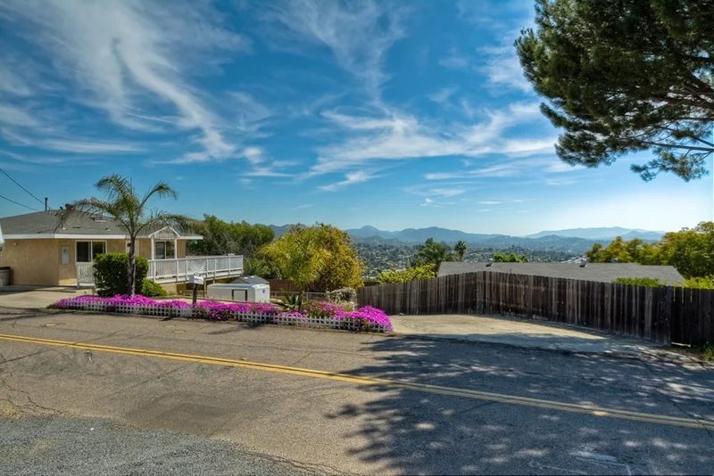 11731 Walnut, Lakeside, CA 92040