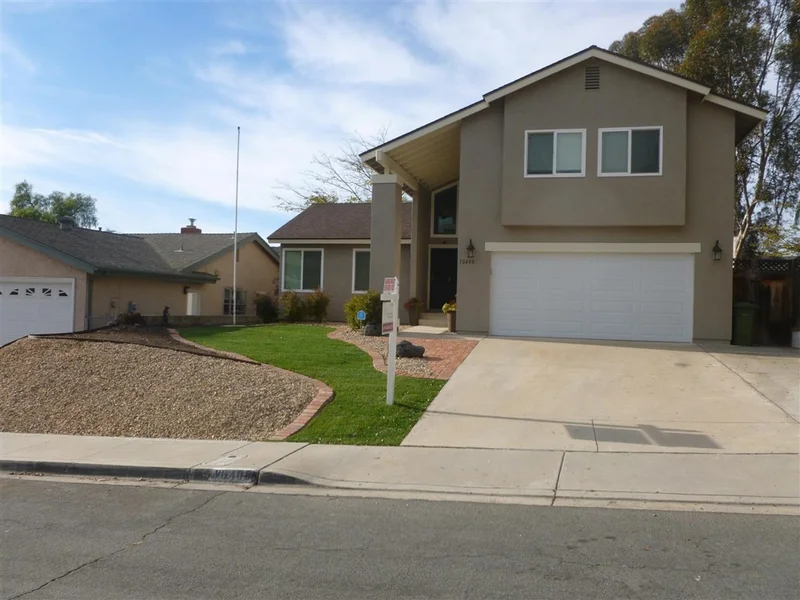 10408 Strathmore Dr., Santee, CA 92071
