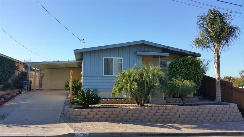 6284 Calle Pavana, San Diego, CA 92139