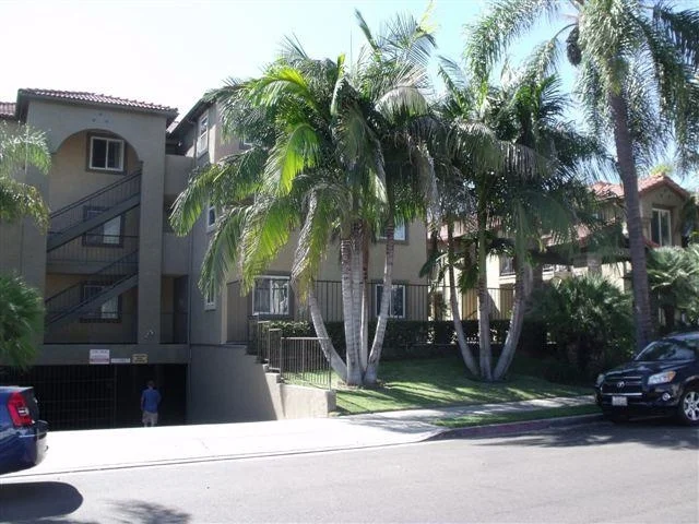 4222 Menlo Ave #8, San Diego, CA 92115
