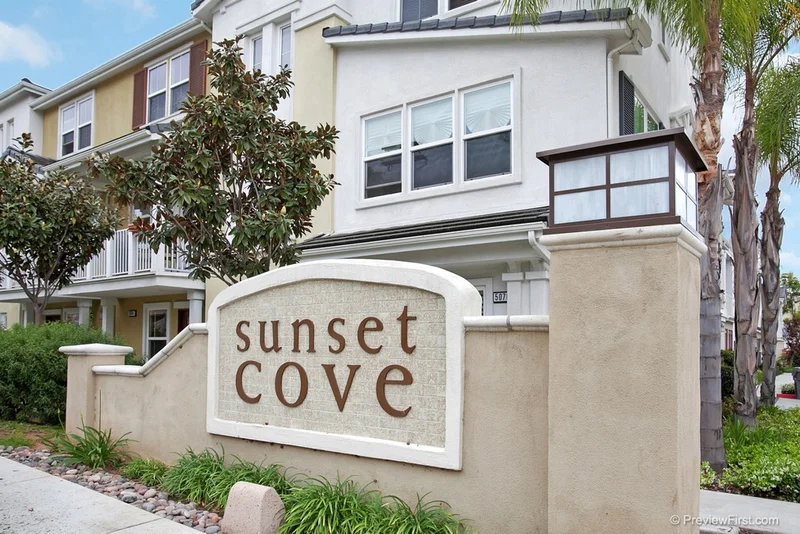 5077 Palm Point Ct, San Diego, CA 92117