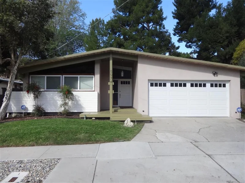 5074 Chaparral, San Diego, CA 92115