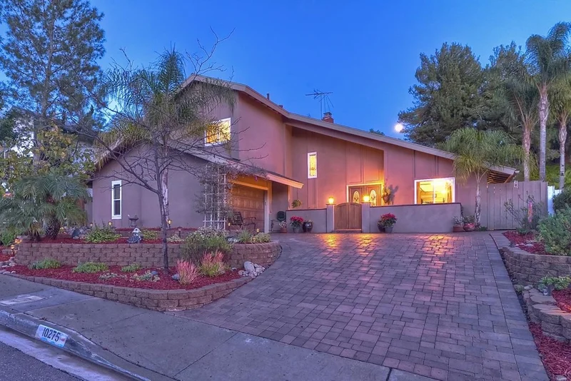 10275 Gumbark Pl, San Diego, CA 92131