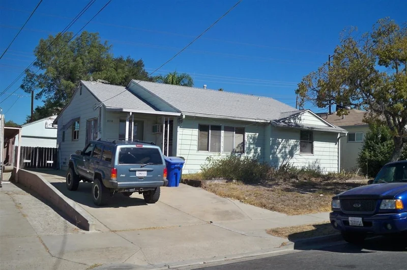 8716 Dallas St., La Mesa, CA 91942