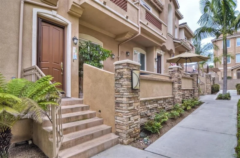 2756 Carlsbad #101, Carlsbad, CA 92008