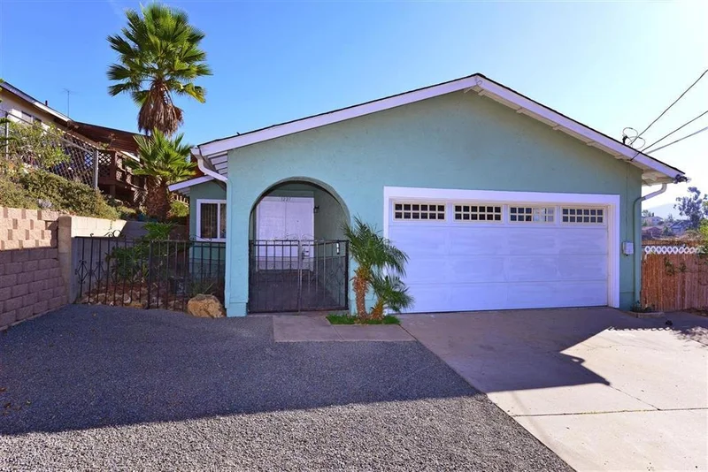 1227 San Miguel Ave, Spring Valley, CA 91977
