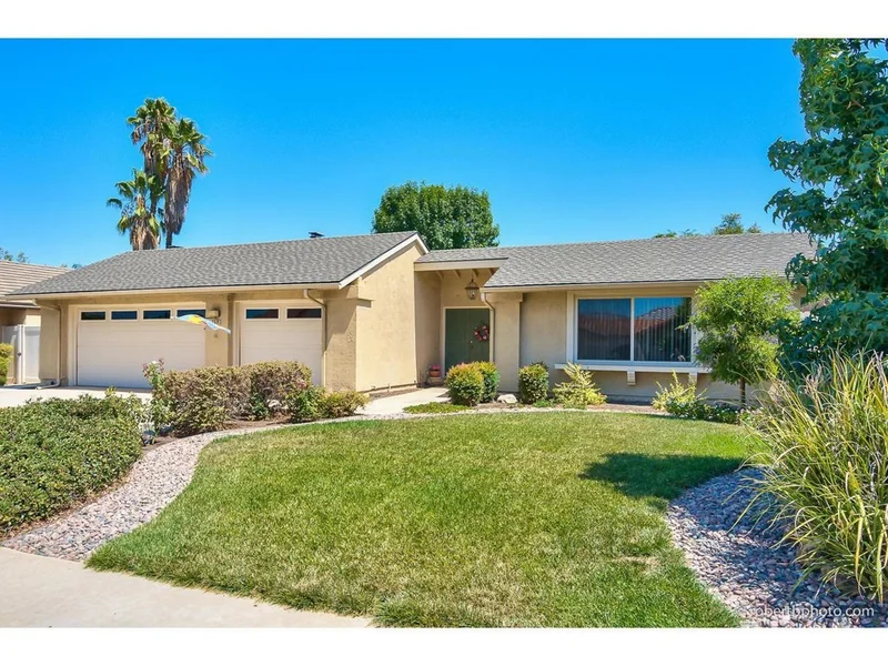 1151 Rathmoor, El Cajon, CA 92020