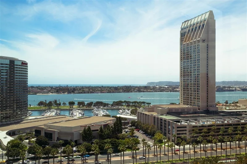 555 Front #1902, San Diego, CA 92101