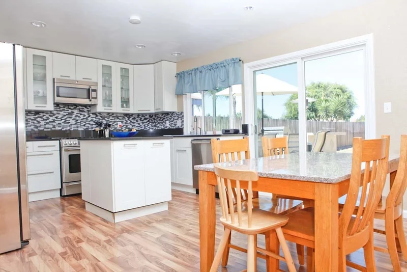 8648 Keystone, San Diego, CA 92126