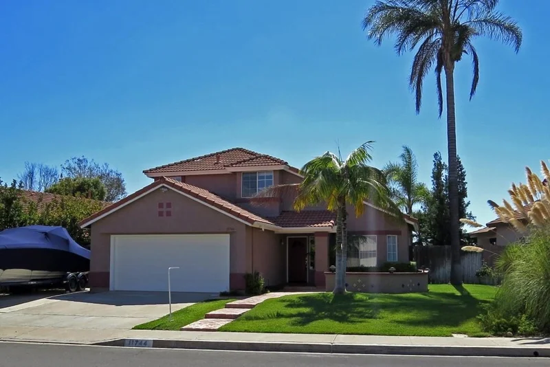 11744 Thomas Hayes, San Diego, CA 92126