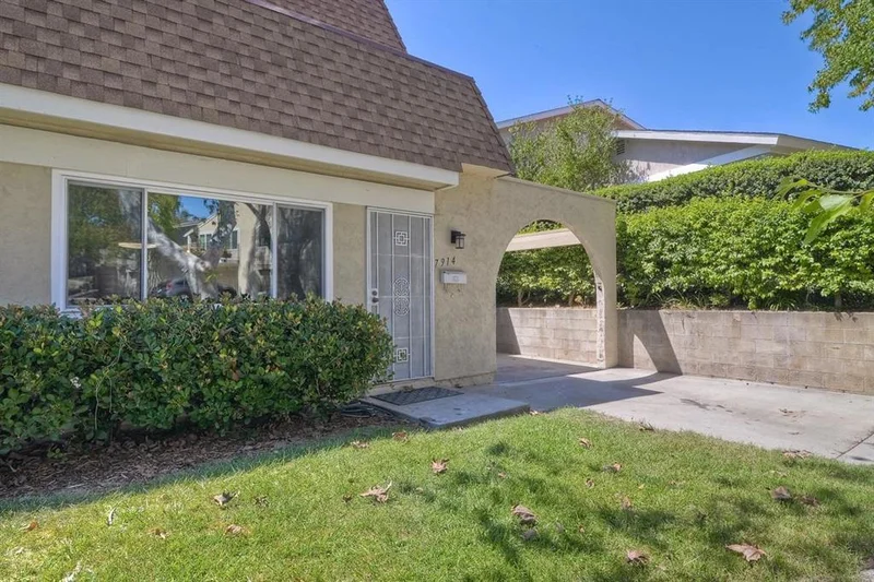 7914 Camino Kiosco, San Diego, CA 92122