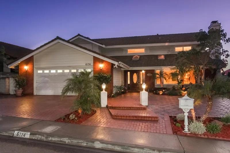 6174 Bernadette Lane, San Diego, CA 92120