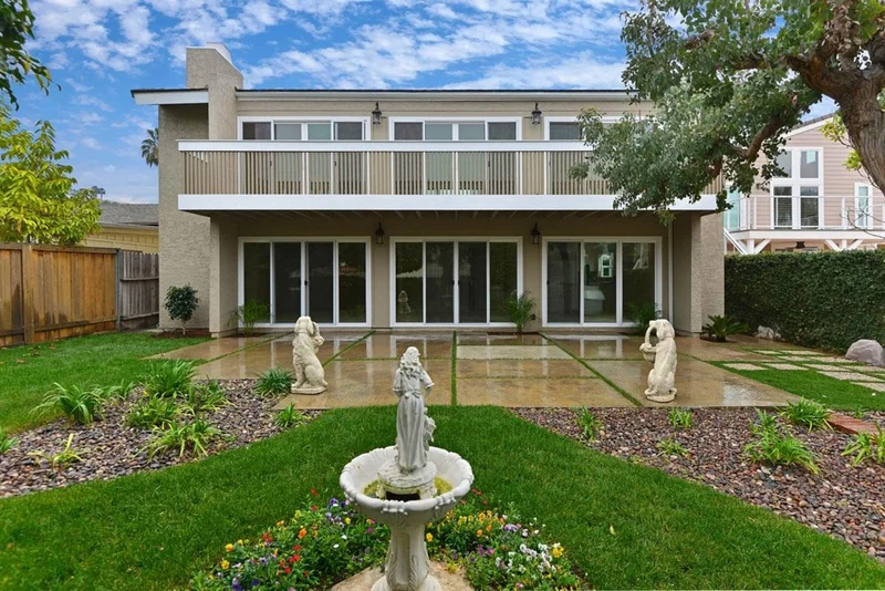 8508 La Jolla Shores Dr, La Jolla, CA 92037