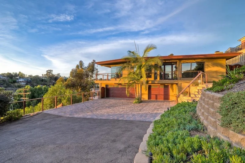 426 Nutmeg Street, San Diego, CA 92103