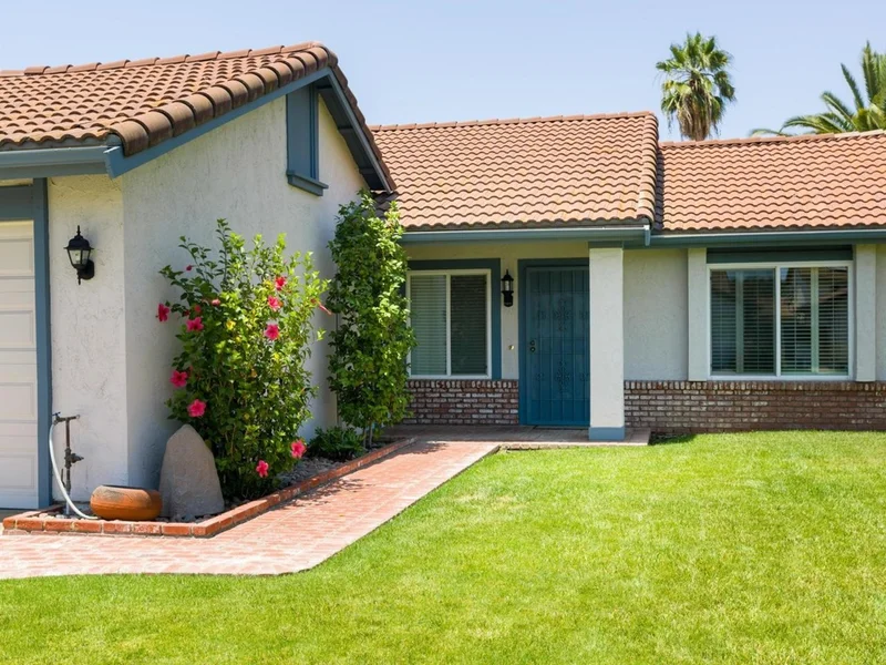 10314 Plaza Paseo Dr, Lakeside, CA 92040