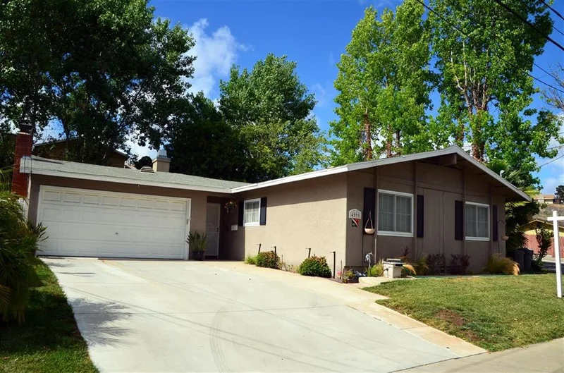 4590 Chateau Drive, San Diego, CA 92117