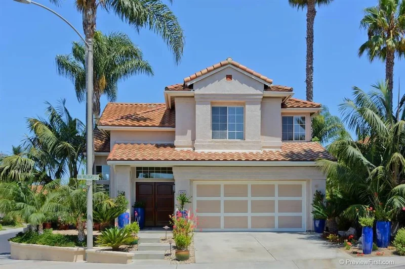 2302 Via Villegas, Carlsbad, CA 92009