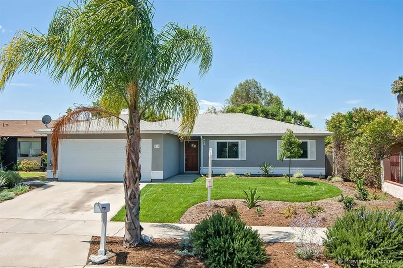 125 Polk St., Oceanside, CA 92057