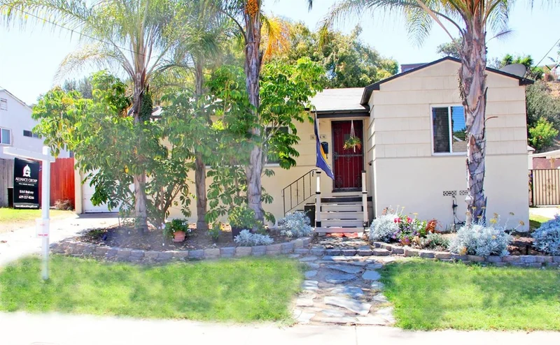 5549 Grape, San Diego, CA 92105