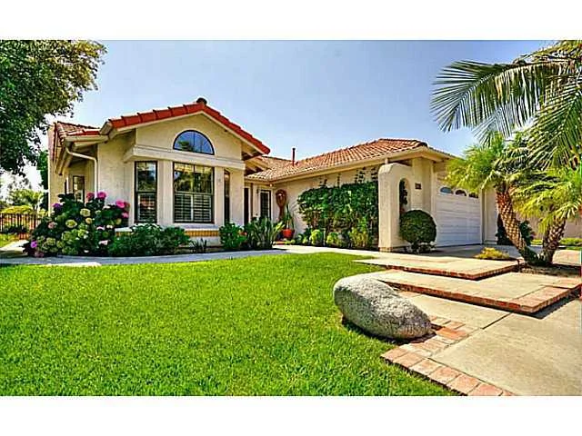 2561 Magellan Lane, Vista, CA 92081