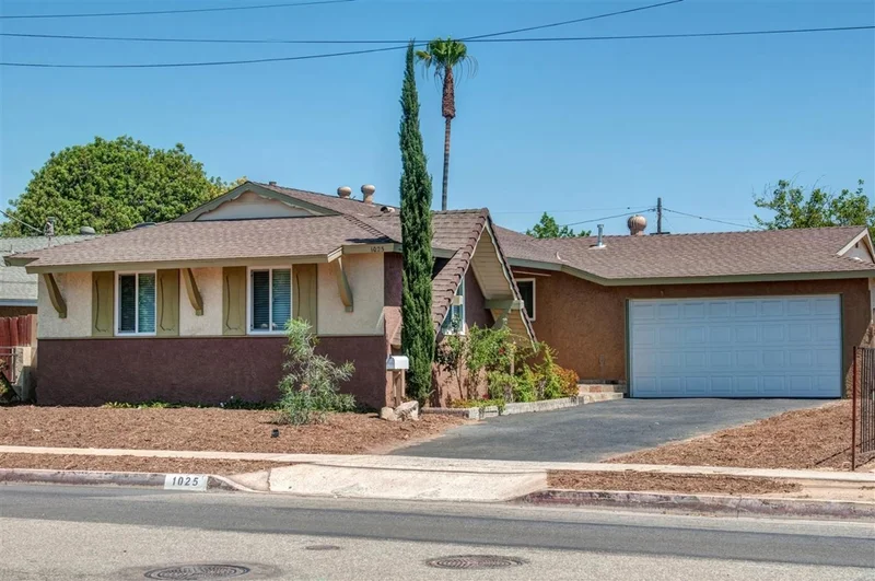 1025 Mission, Escondido, CA 92025