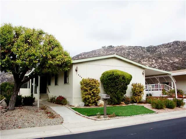 8975 Lawrence Welk Drive #387, Escondido, CA 92026