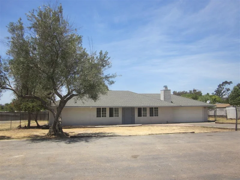 519 Stanley Ave, Escondido, CA 92026