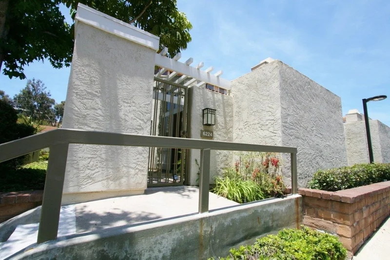 6224 Caminito Araya, San Diego, CA 92122