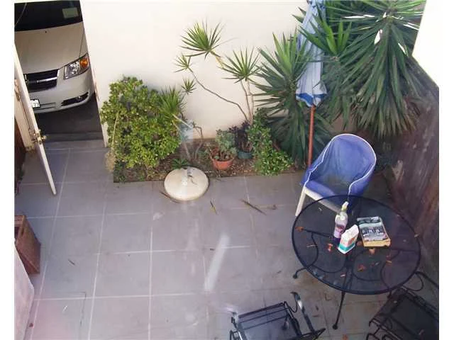 7866 Camino Glorita, San Diego, CA 92122