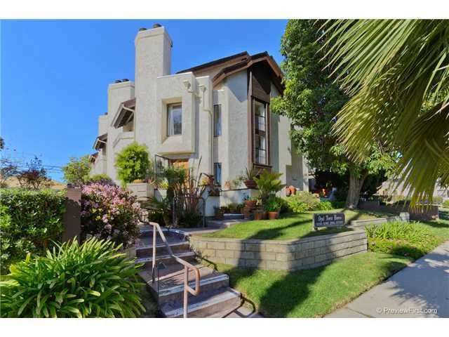 1048 Opal Street, San Diego, CA 92109