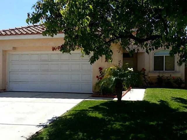 8957 Platanus Place, Escondido, CA 92026