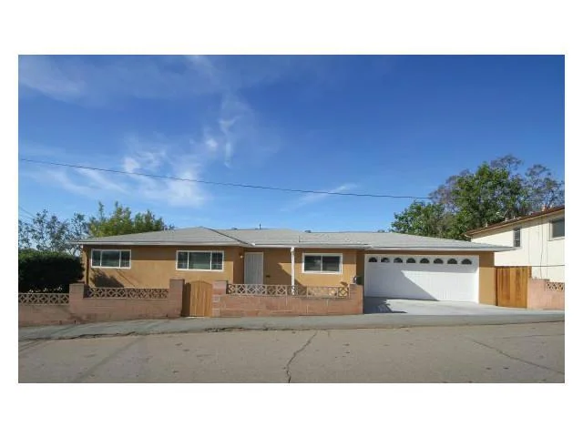 5454 Connecticut Avenue, La Mesa, CA 91942