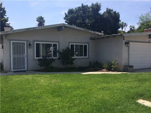 1231 Calvin Lane, Escondido, CA 92025
