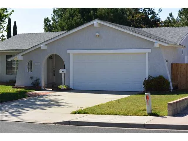 10028 Carreta Drive, Santee, CA 92071