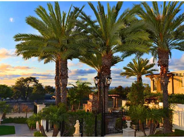 1030 Genter Street #202, La Jolla, CA 92037