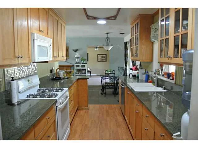624 S Midway Drive, Escondido, CA 92027