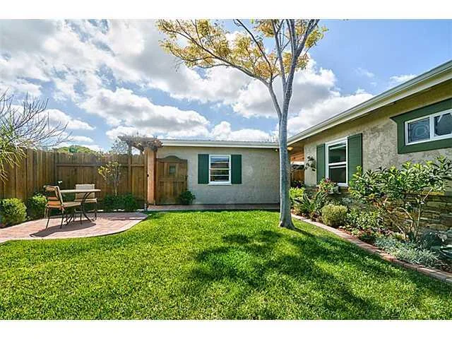 2546 Burgener Boulevard, San Diego, CA 92110