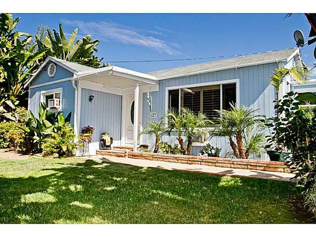 623 Ocean View Avenue, Encinitas, CA 92024