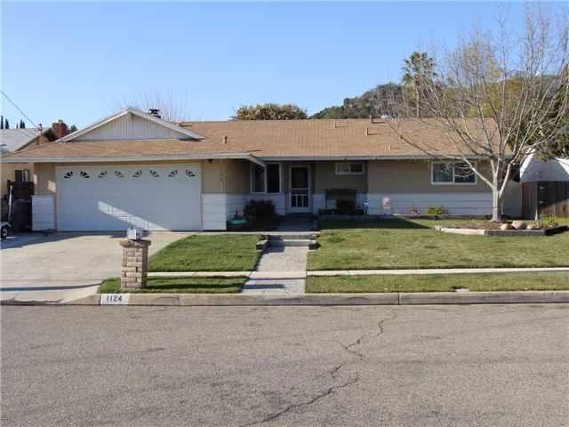 1124 Buena Vista Avenue, Escondido, CA 92027